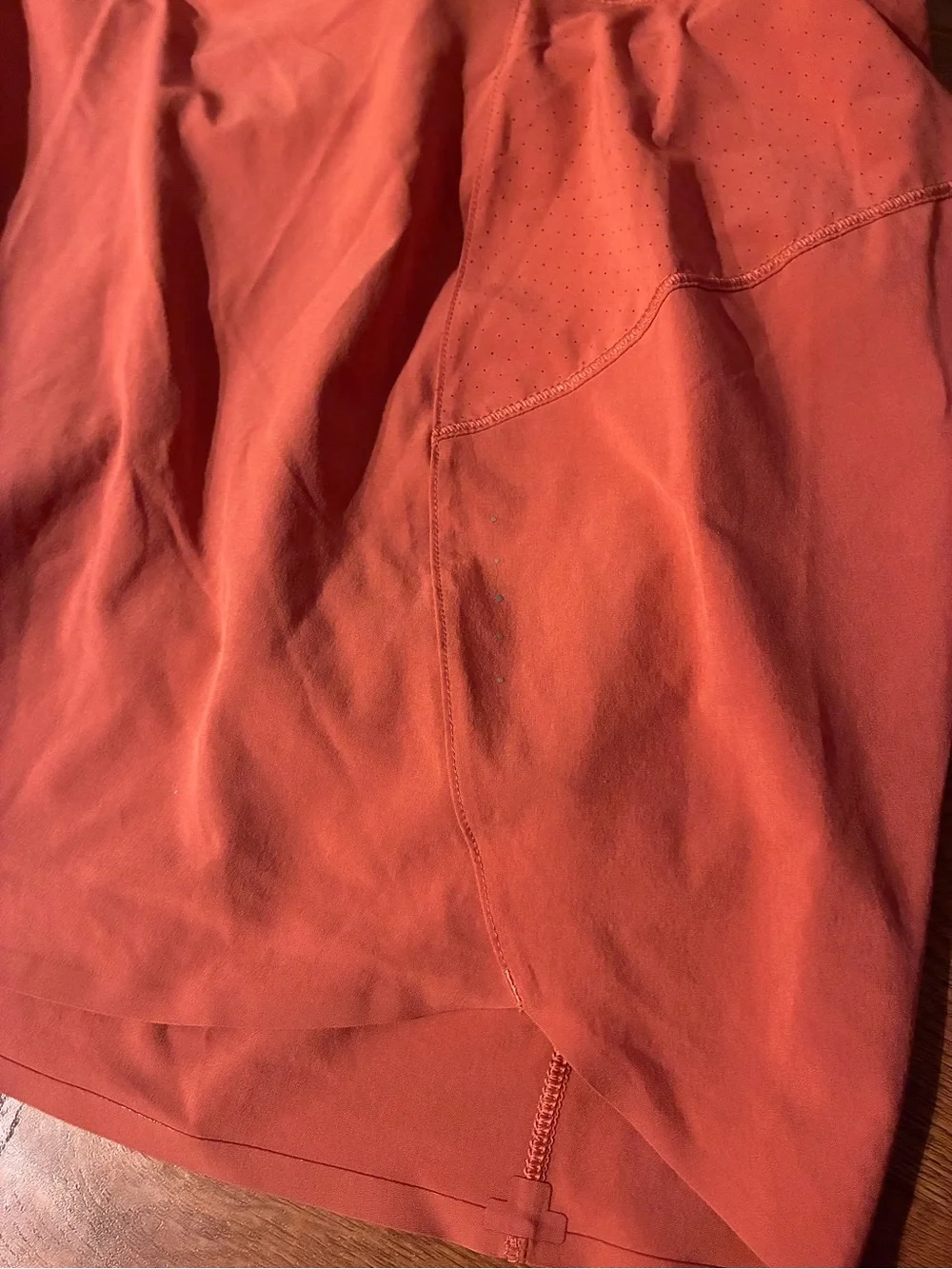 Athleta run with it skort 16” muted red size 1X